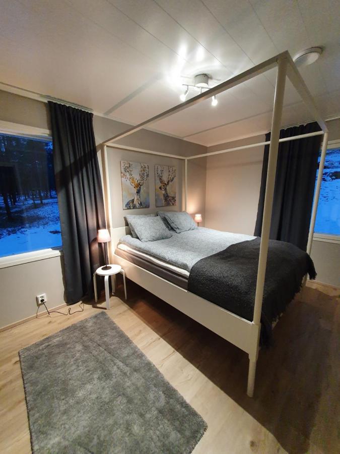 Vaere Holiday Home - Lakeside Relaxation Point Inari Buitenkant foto